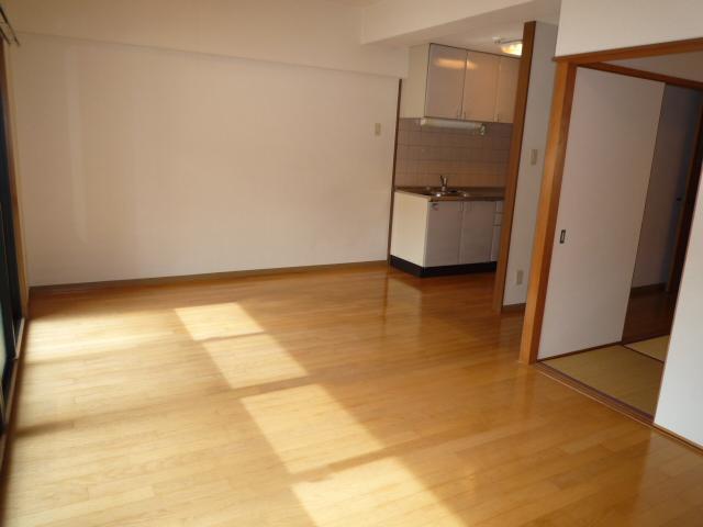 Living and room. LDK about 13 Pledge
