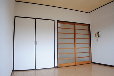 Living and room.  ※ It is a photograph of another room of the same apartment.