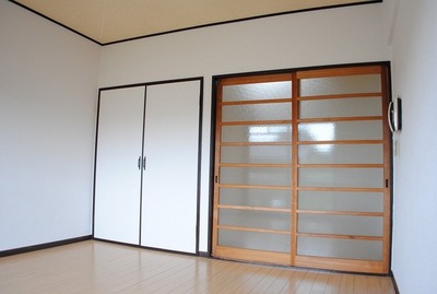 Living and room.  ※ It is a photograph of another room of the same apartment.