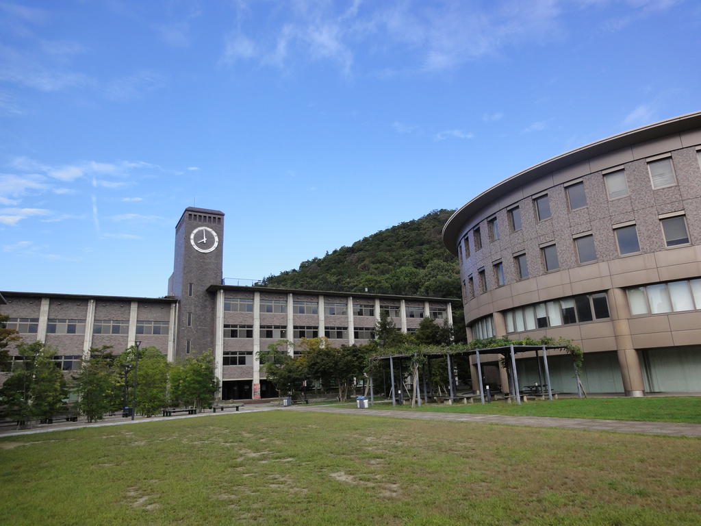 University ・ Junior college. Private Ritsumeikan University (University ・ 1340m up to junior college)