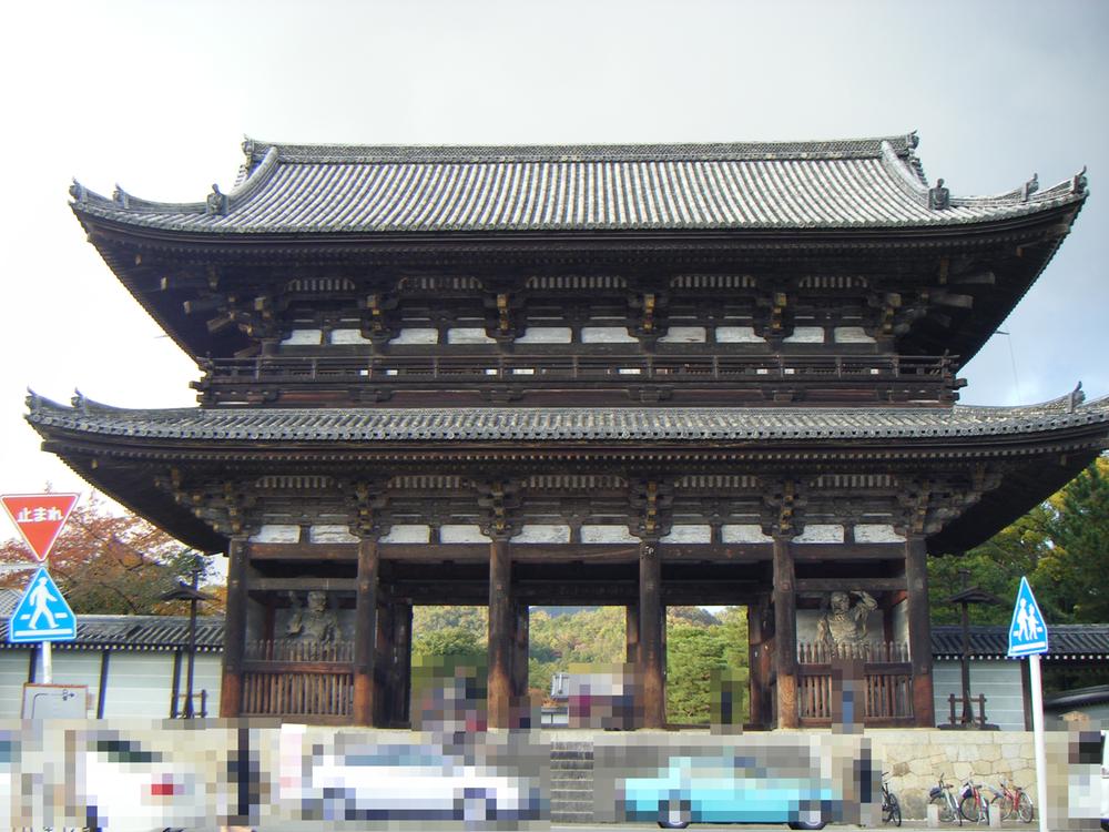 Other Environmental Photo. About 260 meters to the world cultural heritage "Omuronin'naji" representative of the ancient capital of Kyoto to the history and culture, Enjoy four seasons 其 's annual event, Spring Enjoy stinking the Hanami in cherry Omuro.