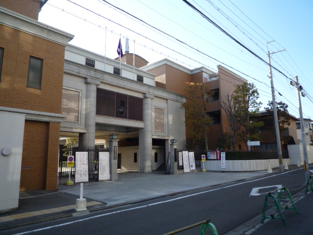 University ・ Junior college. Hanazono University (University of ・ 1200m up to junior college)