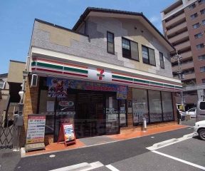 Convenience store. Seven-Eleven Kyoto Nishioji Matsubara store up (convenience store) 137m