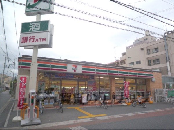 Convenience store. Seven-Eleven Kyoto Uzumasa Daiei through until the (convenience store) 560m