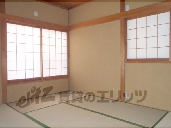 Living and room. Second floor of the Japanese-style room