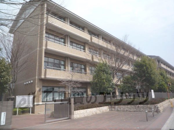 high school ・ College. Sagano high school (high school ・ NCT) to 1220m