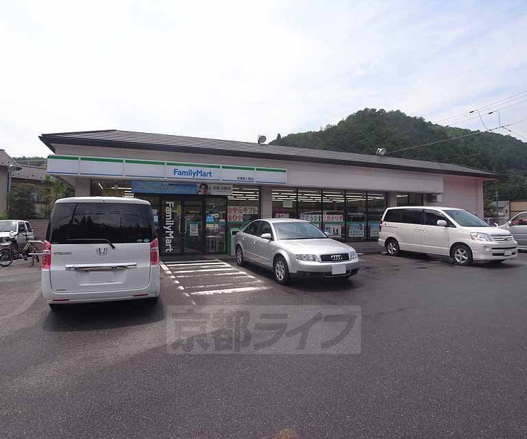 Convenience store. FamilyMart Kaohsiung Umekehatake store up (convenience store) 871m