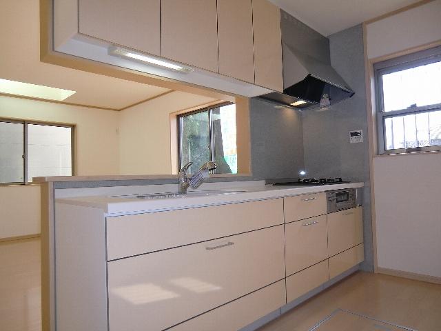 Same specifications photo (kitchen). Same specifications photo (kitchen) System kitchen storage lot in popularity of face-to-face