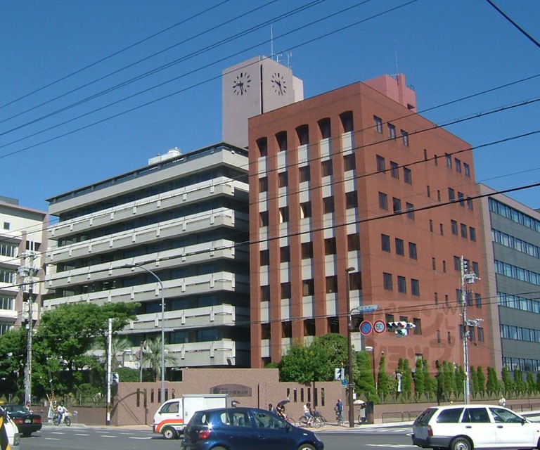 University ・ Junior college. Kyoto University of Foreign Studies (University of ・ 1425m up to junior college)