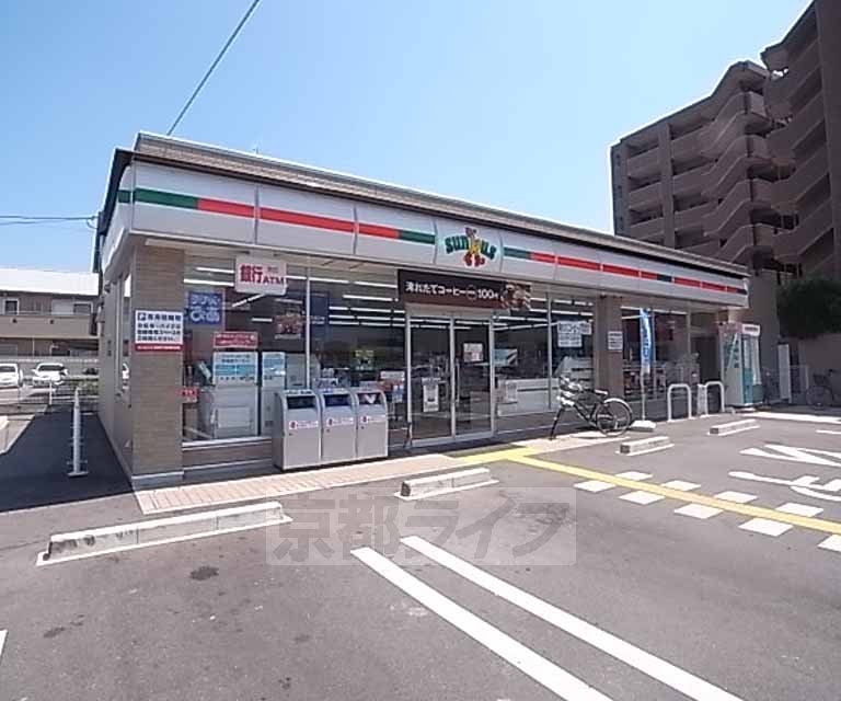 Convenience store. Thanks Kadono highway Oike store up (convenience store) 142m