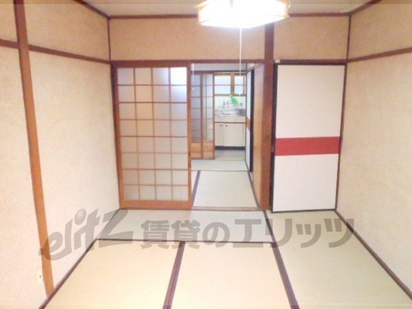 Living and room. Japanese-style room 6 quires