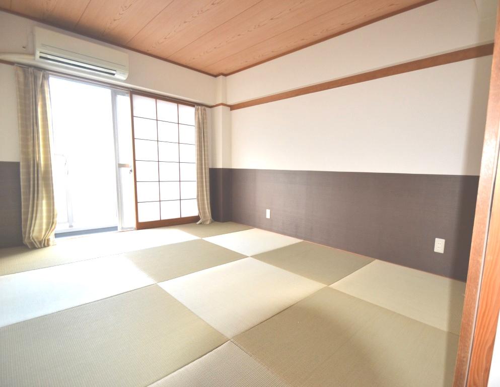 Non-living room. Tatami stylish Ryukyu tone!