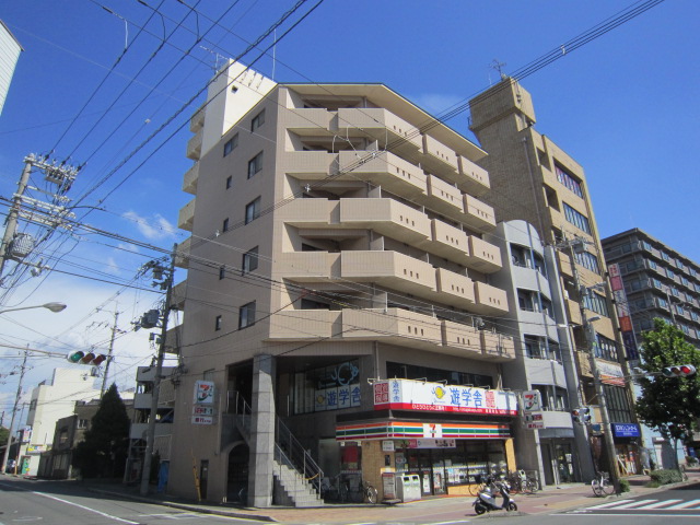 Convenience store. Seven-Eleven Kyoto Nishioji hexagonal store up (convenience store) 177m