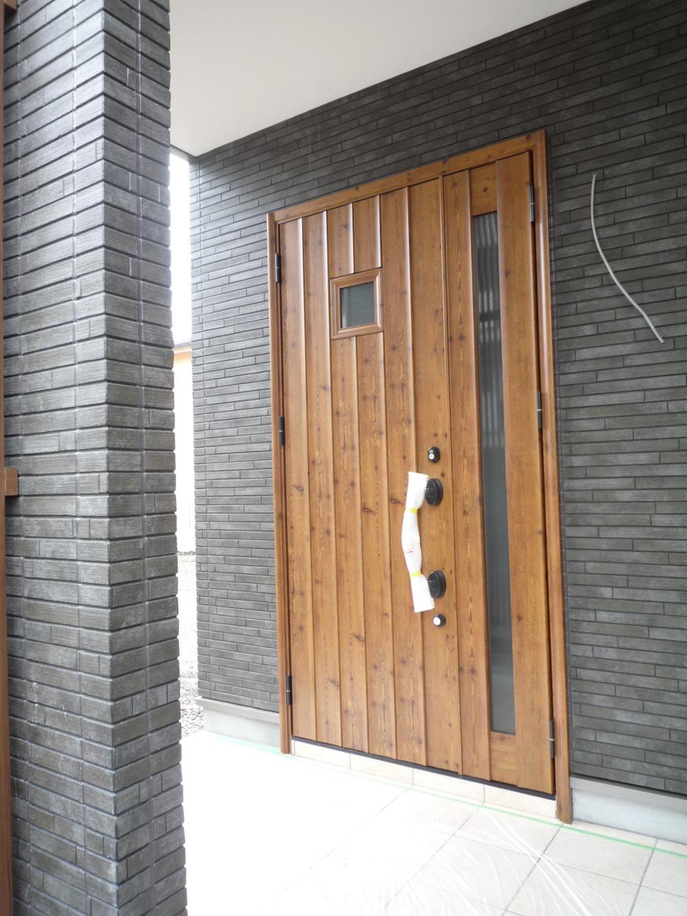 Entrance. It is fashionable entrance door. 