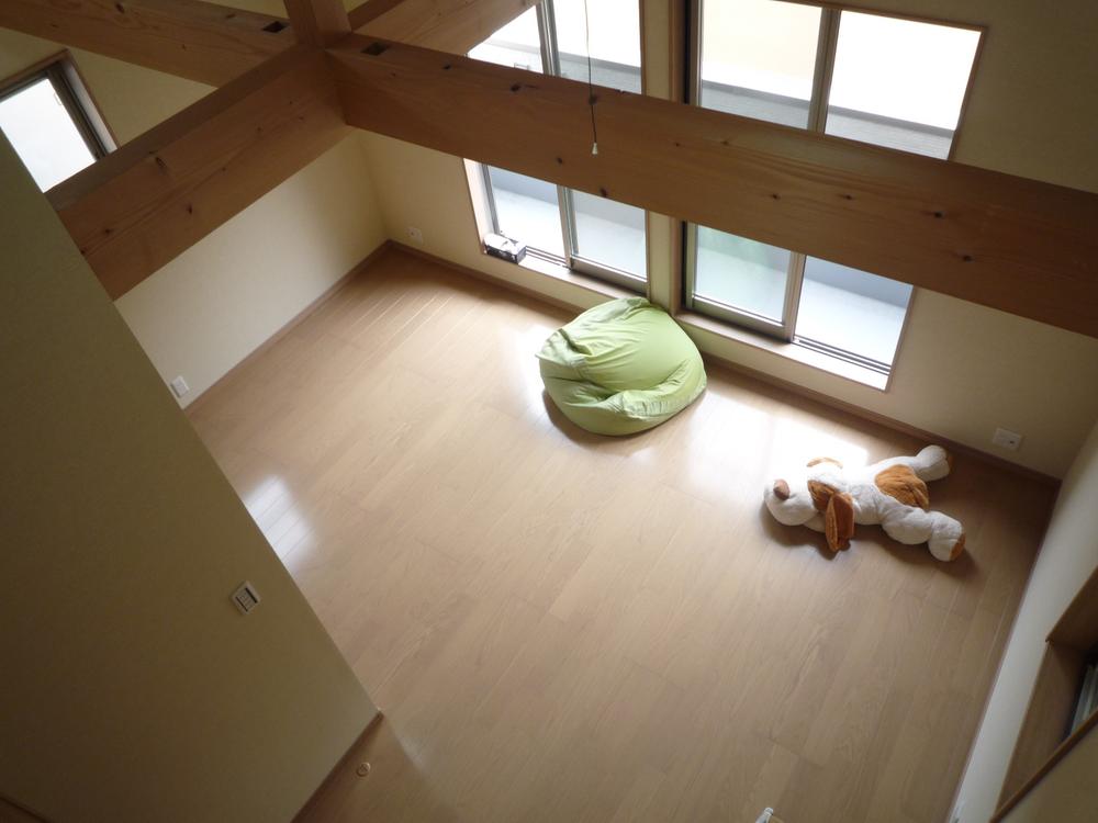 Non-living room. When the child was not increase in the future, Also possible 2 Kaiyoshitsu be divided into two rooms.  There is a loft in each room, Storage capacity is also excellent