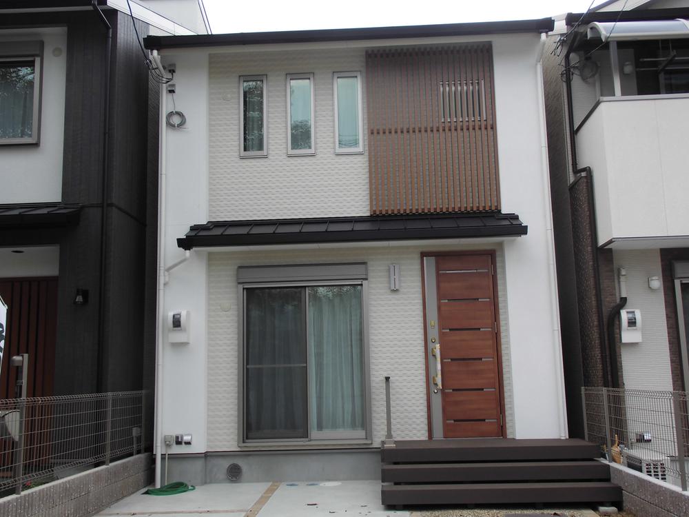Building plan example (exterior photos). Otowamaeda cho appearance Price 28.5 million yen land area 95.01 sq m (28.74 square meters)