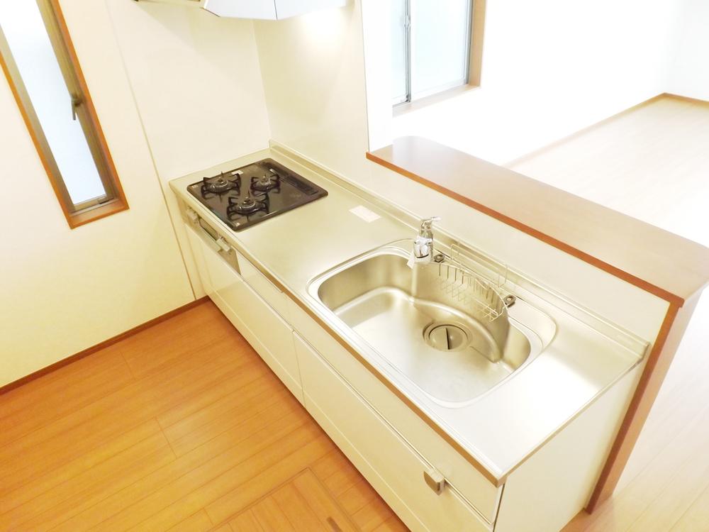 Same specifications photo (kitchen). Same construction photo (kitchen) Slide storage type, With built-in water purifier faucet