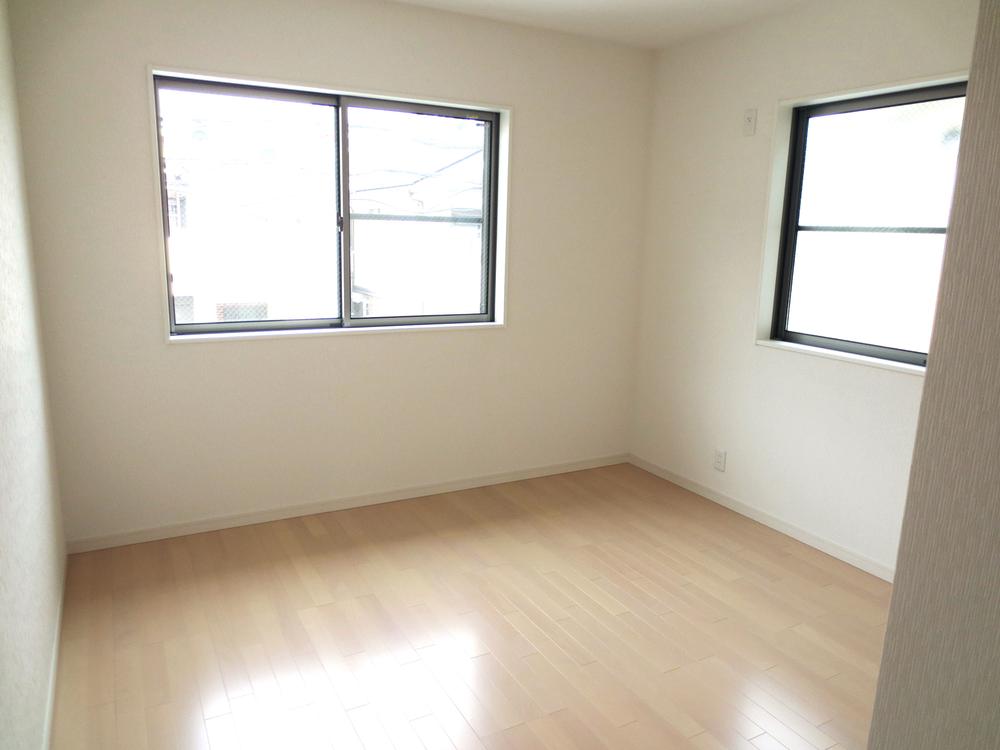 Non-living room. It is the east side of the Western-style. Also it gives the installation closet. (A No. land)