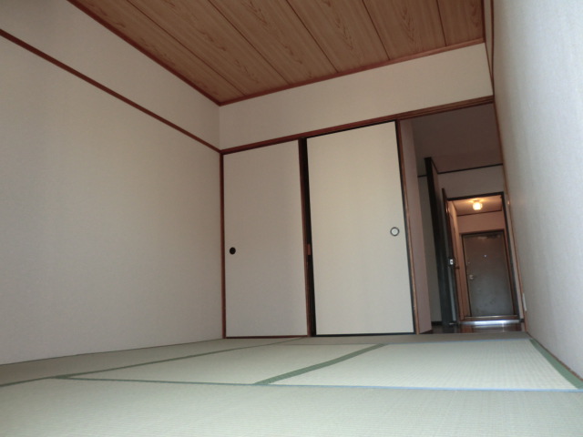 Other room space. The photograph is a separate room.