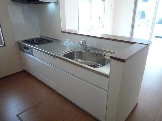 Same specifications photo (kitchen). Same specifications photo (kitchen) Water purifier integrated system Kitchen.