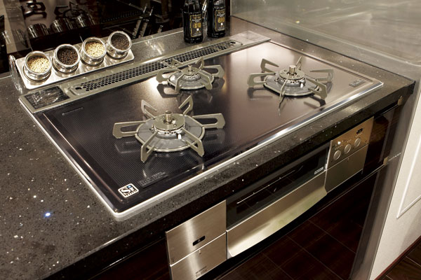 Kitchen.  [Glass top stove] Paid option ( ※ Same specifications)