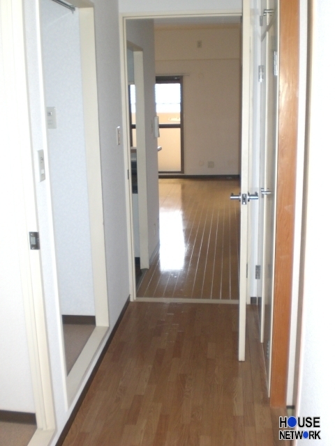 Other room space. Also published in the website "Kyoto rental House Network"