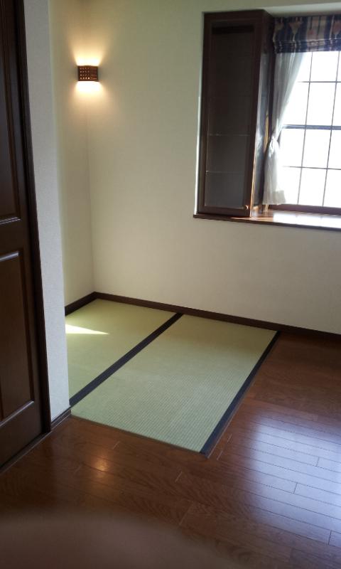 Living. Tatami corner of 2 Pledge of living. A little space. 