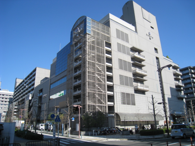 Shopping centre. RACTO Yamashina until the (shopping center) 1218m