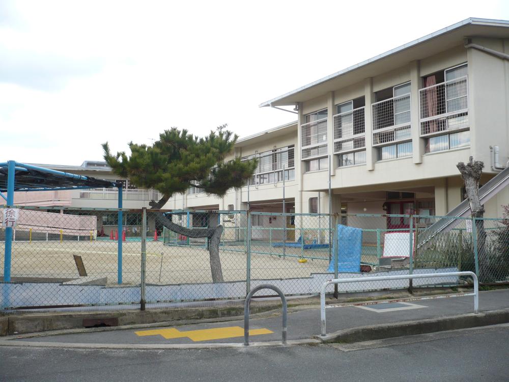 kindergarten ・ Nursery. 163m to Muko stand fifth nursery