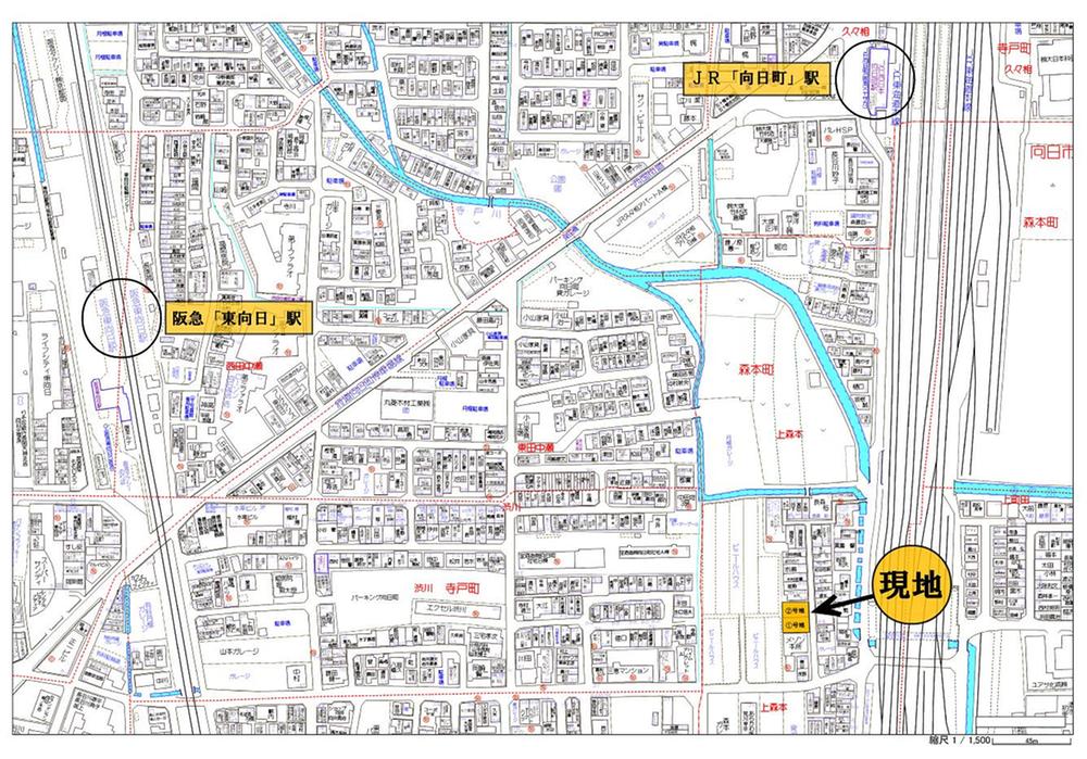 Local guide map. Local and JR "Muko-cho" station, This house map showing the arrangement of the Hankyu "Higashimuko" station. It has become like "Triangle". 