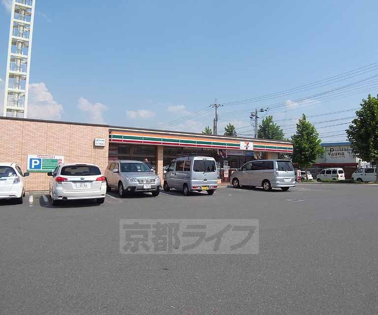 Convenience store. Seven-Eleven Muko Kamiueno store (convenience store) up to 100m