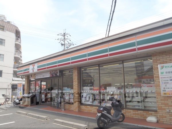 Convenience store. Seven-Eleven Muko Umenoki store up (convenience store) 640m