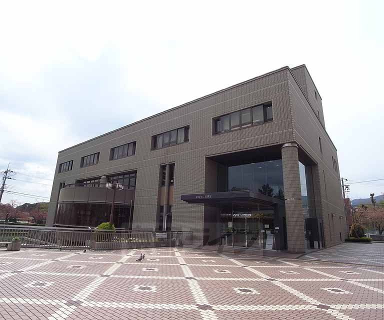 Other. Nagaokakyo City Library (other) up to 1220m