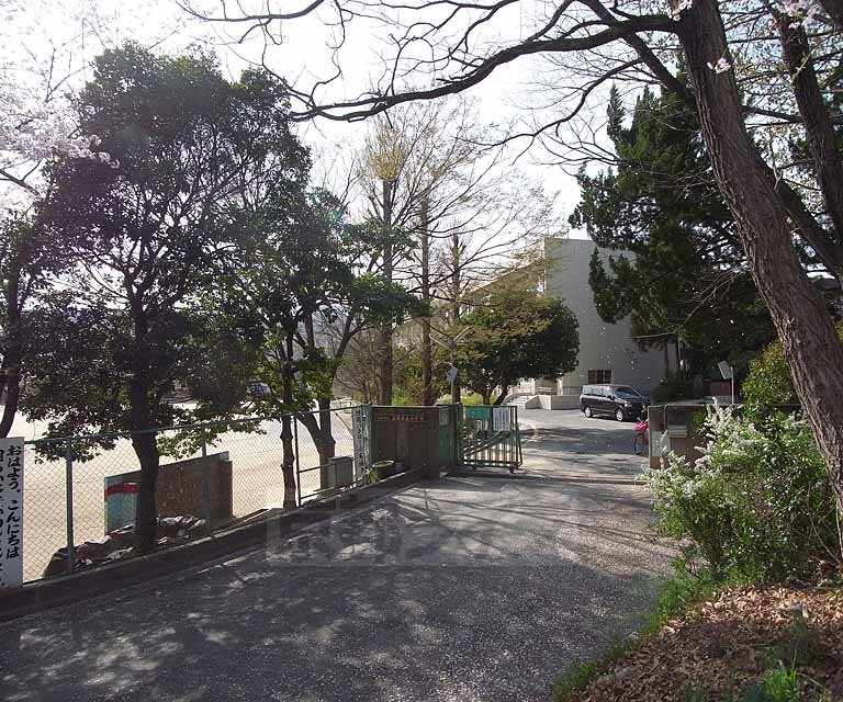 Primary school. 300m to Nagaoka fifth elementary school (elementary school)