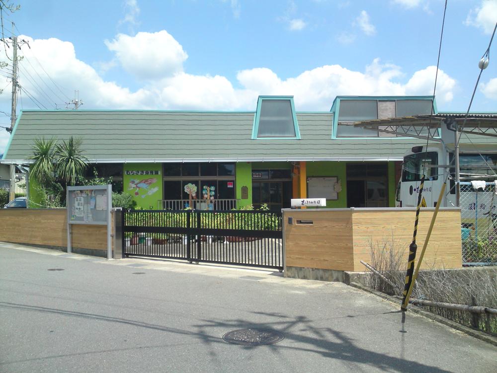kindergarten ・ Nursery. Purple 994m to kindergarten
