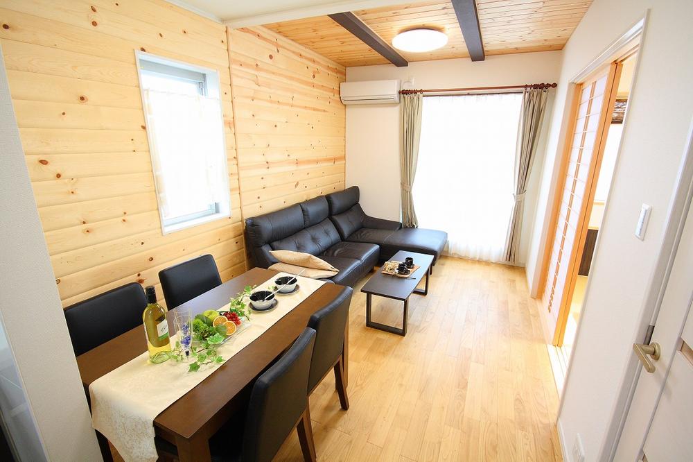 Living. Indoor (12 May 2013) Shooting