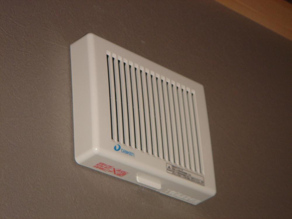 Cooling and heating ・ Air conditioning. 24-hour ventilation system is room air the planned replacement by using a machine, such as a fan, Is a system for always maintain the fresh air. 