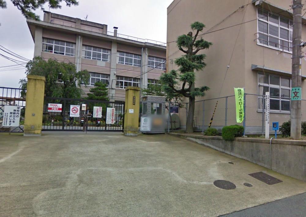 Junior high school. Obaku 1455m until junior high school