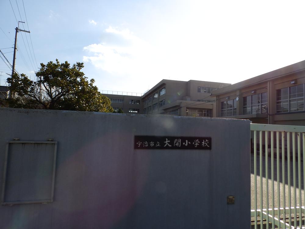 Other. Daikai Elementary School 4-minute walk. 