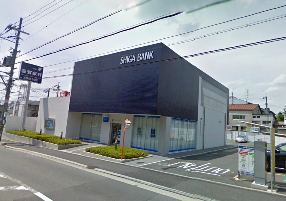 Bank. To Shiga Bank 640m