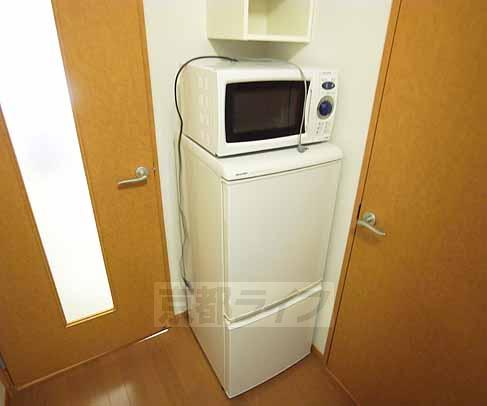 Other Equipment. refrigerator ・ It is with microwave.