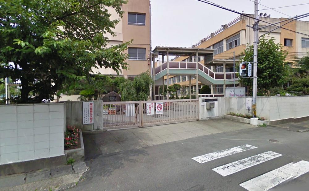Primary school. Nishiogura until elementary school 526m