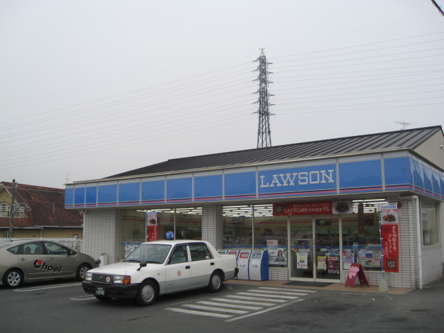 Convenience store. 599m until Lawson Uji rabbit Road store (convenience store)