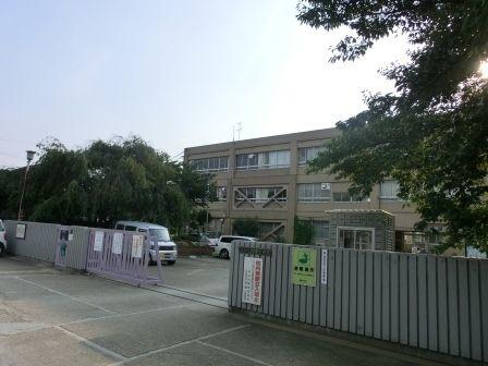 Primary school. Ogaya until elementary school 1082m