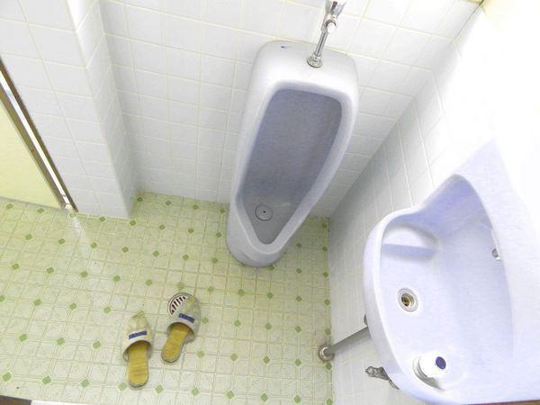 Toilet. Uji ・ 20 years in close contact with the Fushimi area. Regional features and supermarket ・ We are familiar with the location and environment, such as medical facilities. 