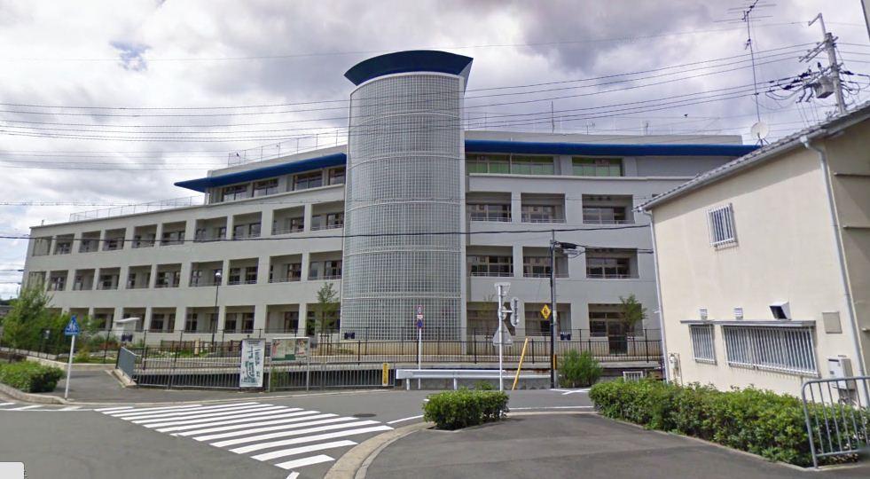 Primary school. 430m to Okubo Elementary School