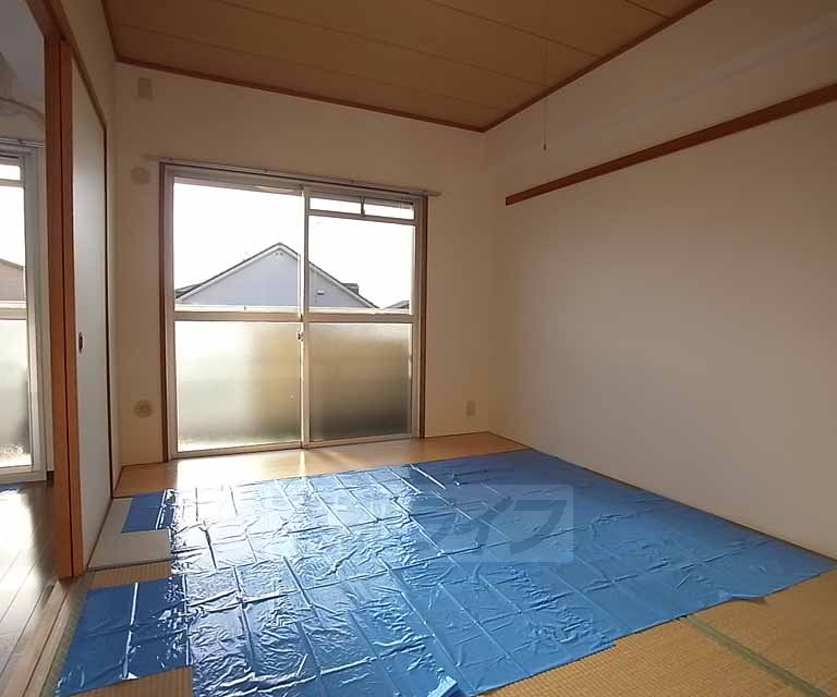 Living and room. 6.5 is the Pledge of Japanese-style room.