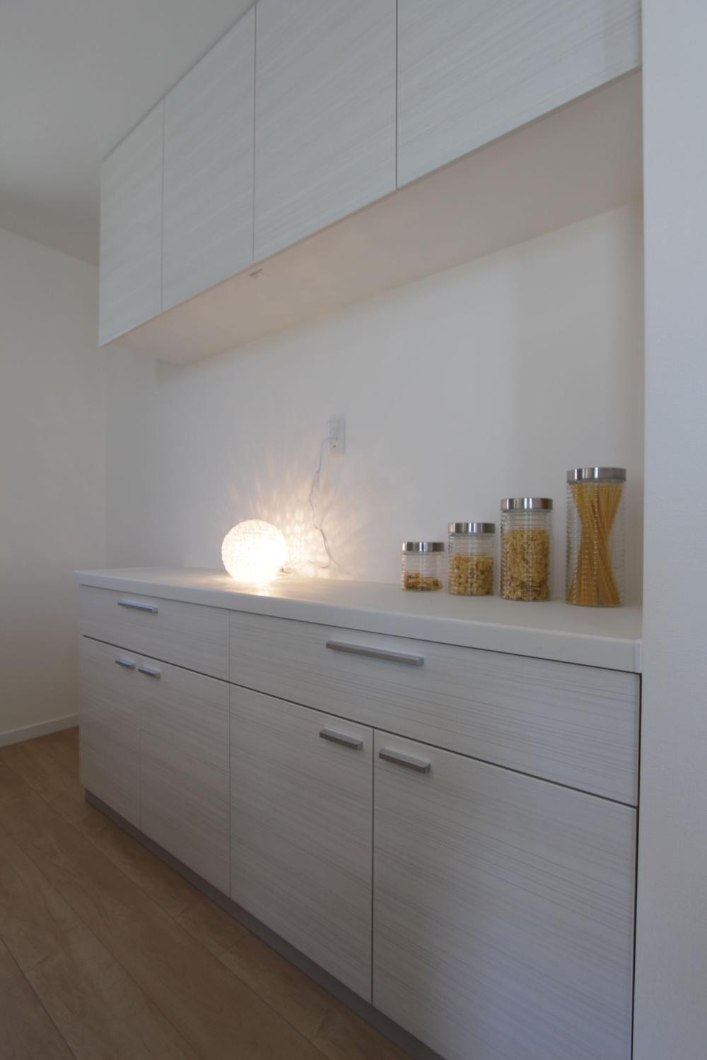 Kitchen. Kitchen cabinets are always clean clean up well and be housed lot. 