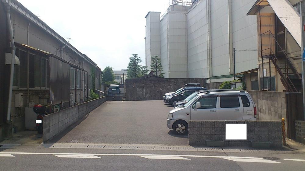 Local land photo. Current state is a garage.