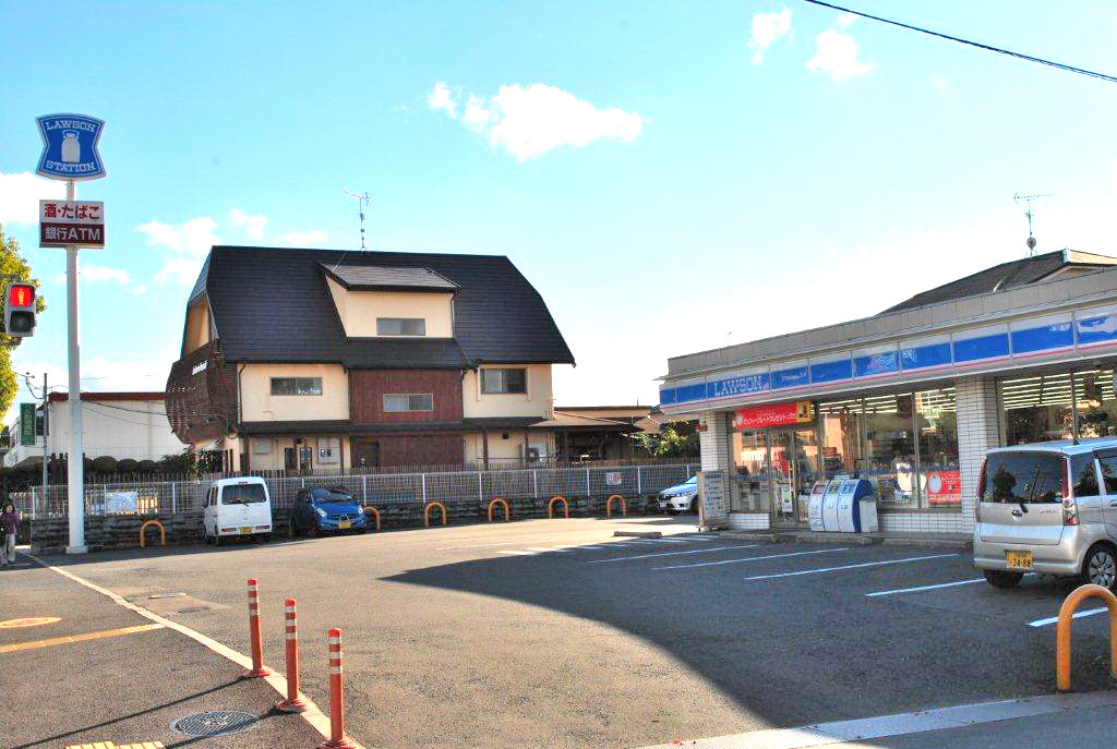 Convenience store. 371m until Lawson Otokoyamanagasawa store (convenience store)